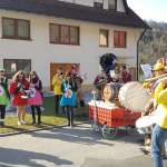 Kinderumzug bei schönstem Wetter